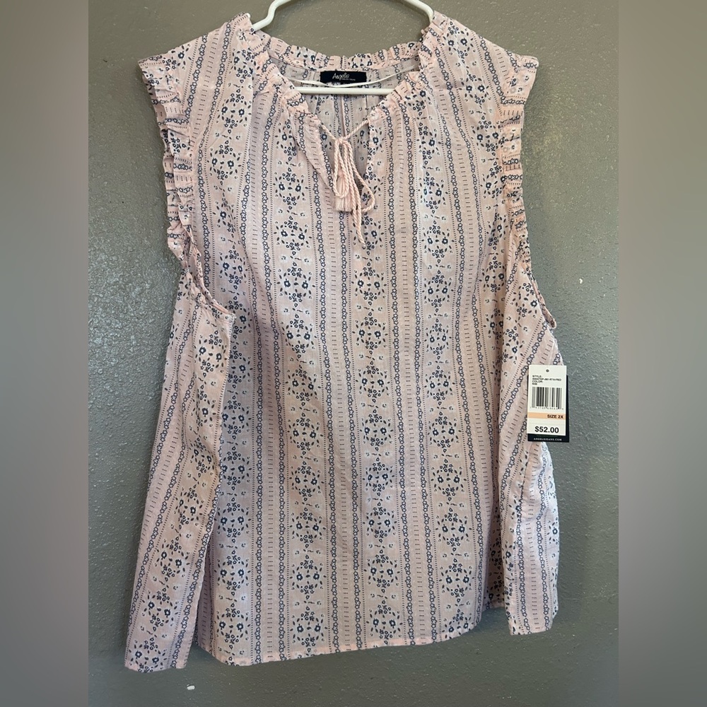 Light Pink Angels sleeveless top